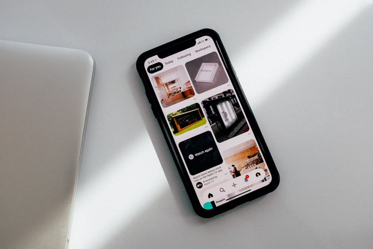 The 2026 Brand Distinction Playbook: How to Build a Visual Identity That Doesn't Look Like Everyone Else's AI Generated Brand